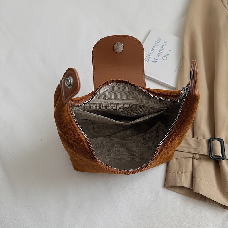 Velour Muse Achseltasche