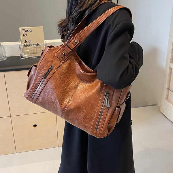 Elegante schwarze Ledertasche 